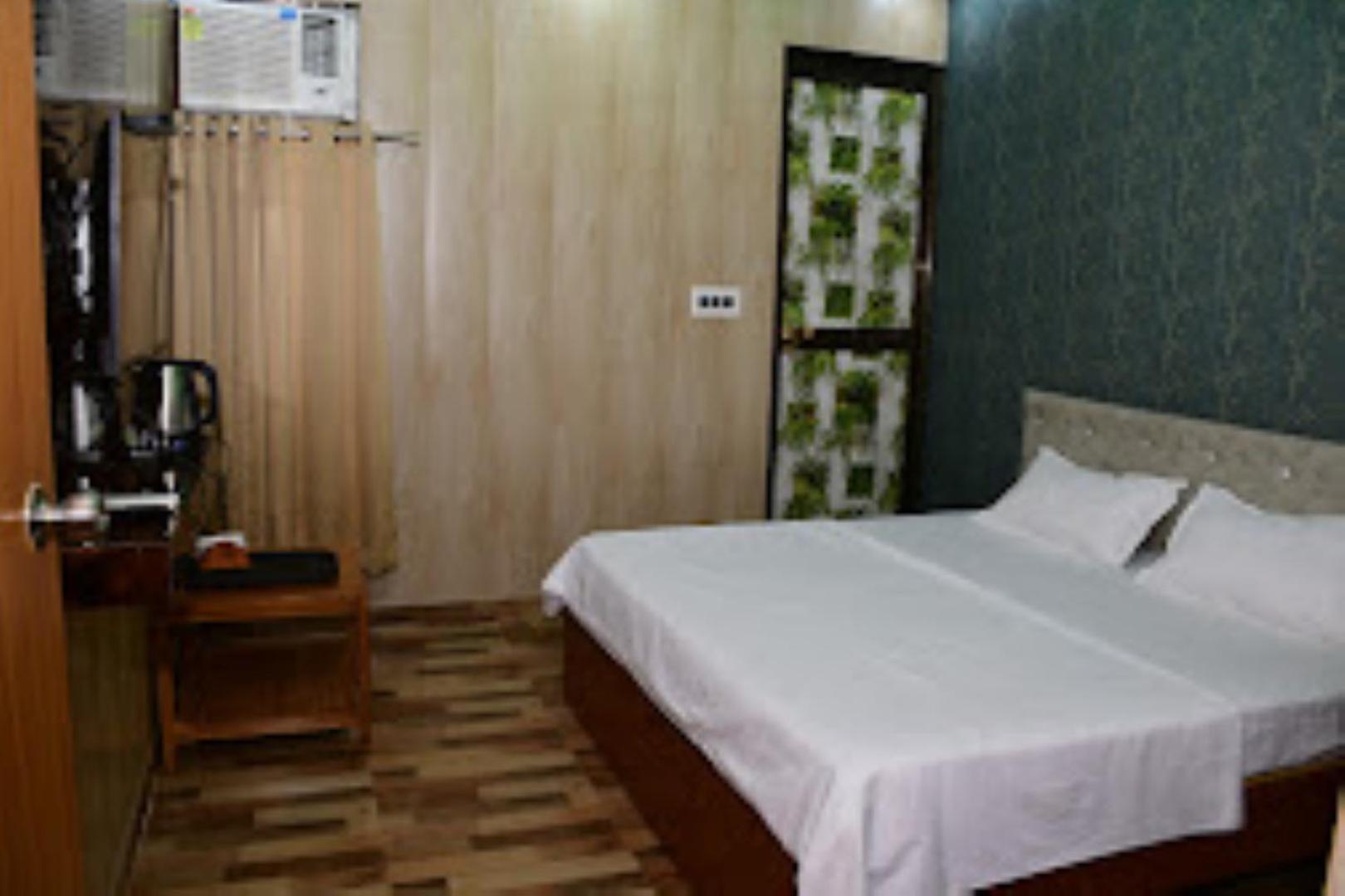 Hotel Renu Paradise , Ayodhya Zewnętrze zdjęcie